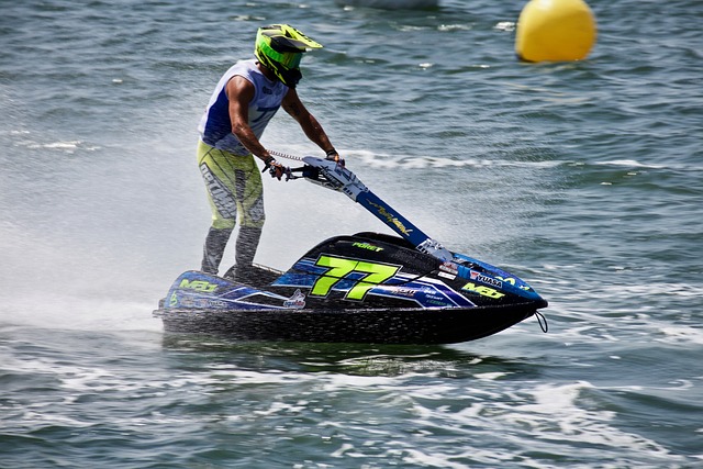 色的控球和 色的控球和